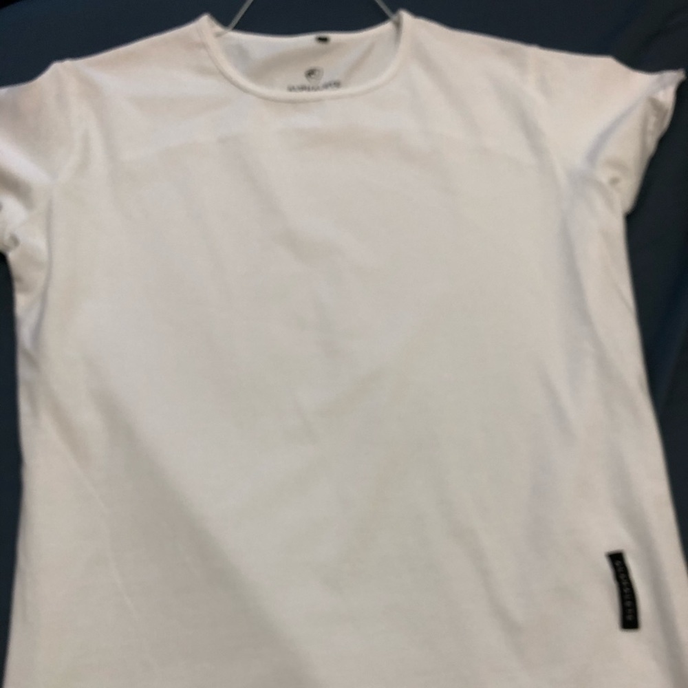 Alphalete fishtail white shirt